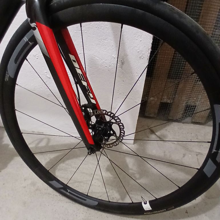 Used Giant Defy Advanced SL 1 2016 2016 Road & Gravel, Rot — image 5 of 13
