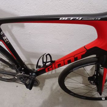 Used Giant Defy Advanced SL 1 2016 2016 Road & Gravel, Rot — image 3 of 13