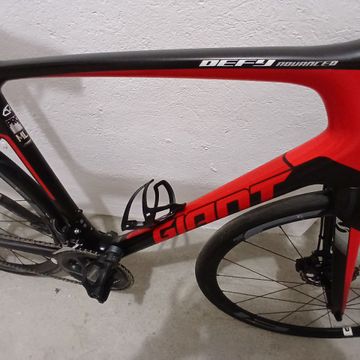 Tweedehands Giant Defy Advanced SL 1 2016 2016 Road & Gravel — afbeelding 3 van 13