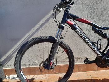 Used ROCKRIDER Rockrider St530s 2021 Mountainbike, Schwarz — image 2 of 11