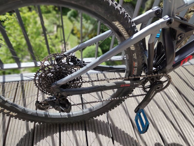 Used Mondraker FOXY 2023 2023 Mountainbike, Black, 29 — image 3 of 3