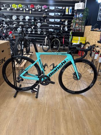 Bianchi, Aria - Ultegra Di2 2022