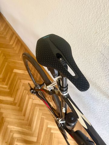 Used Pinarello Custom Shimano Ultegra 2013 Road & Gravel, Black — image 7 of 8