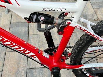 Used Cannondale 3 2012 Mountainbike, Rojo — image 2 of 5