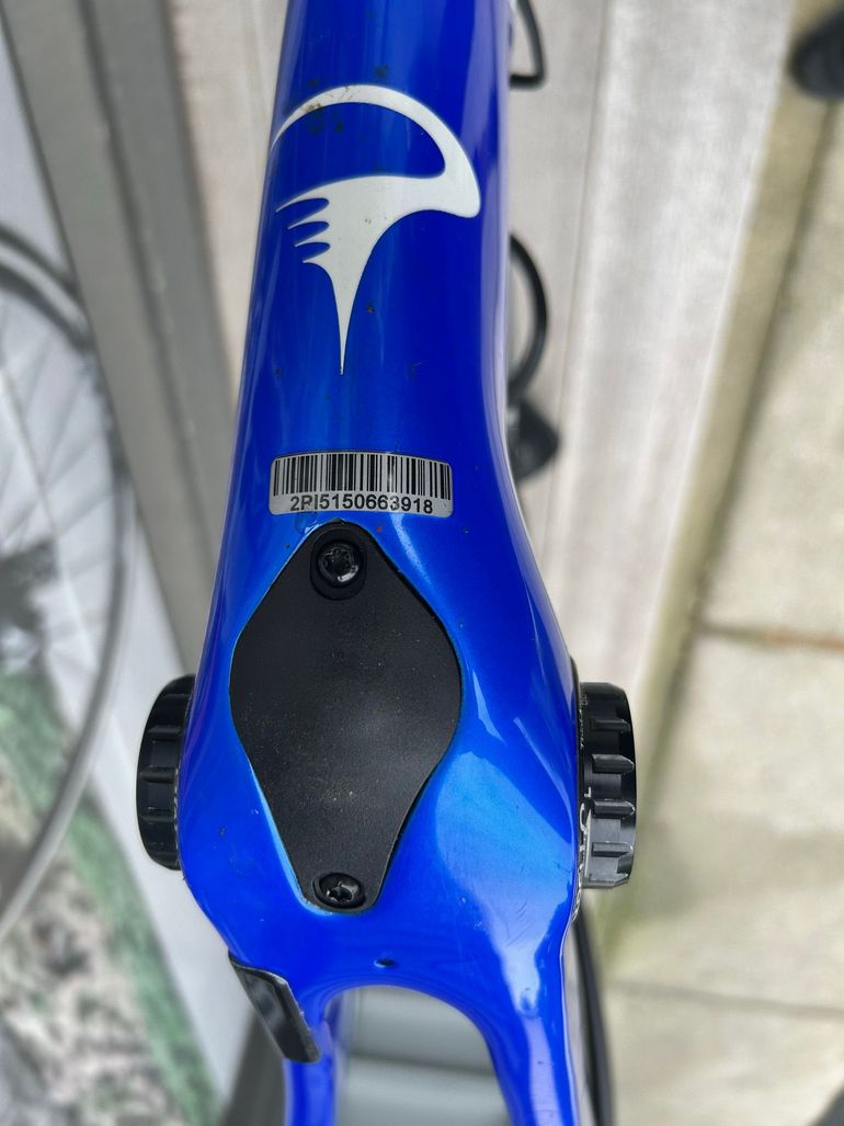 Used Pinarello Dogma F Disc 2023 Frameset 2023 Road & Gravel, Blue — image 17 of 18