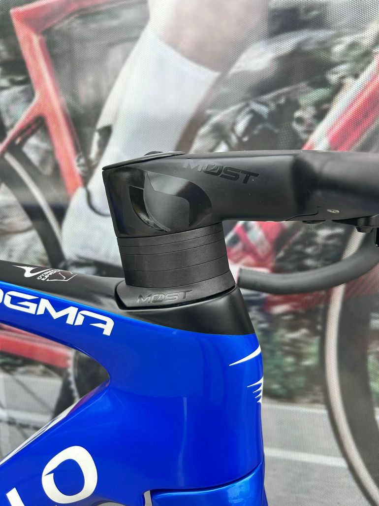 Used Pinarello Dogma F Disc 2023 Frameset 2023 Road & Gravel, Blue — image 3 of 18