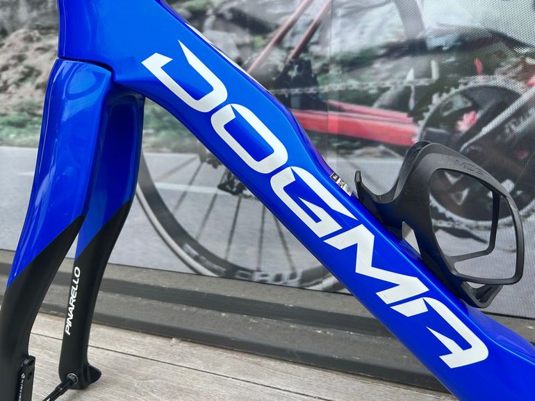 Used Pinarello Dogma F Disc 2023 Frameset 2023 Road & Gravel, Blue — image 7 of 18