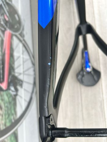 Used Pinarello Dogma F Disc 2023 Frameset 2023 Road & Gravel, Blue — image 18 of 18