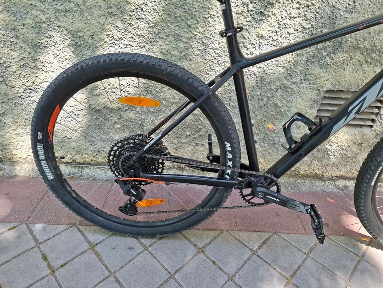 Used KTM ULTRA FUN 29 2023 2023 Mountainbike, Negro — image 6 of 8