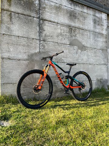 Scott Genius Shimano SLX 2018 MTB usato