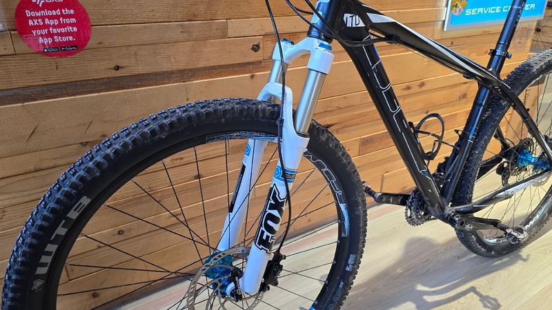 Used CUBE LTD Race 2017 2017 Mountainbike, Black, 27.5, 29 — image 8 of 9