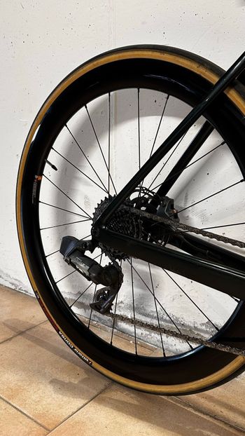 Used Scott Addict RC 20 2023 2023 Road & Gravel, Schwarz — image 4 of 8