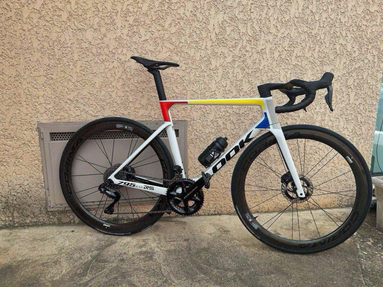 Used Look 795 Shimano Dura Ace Di2 2024 Road & Gravel, White — image 1 of 7