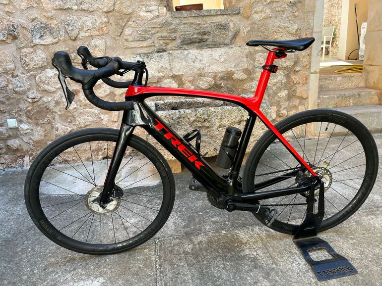Used Trek Domane+ LT 2020 2020 Road & Gravel, Rot — image 1 of 4