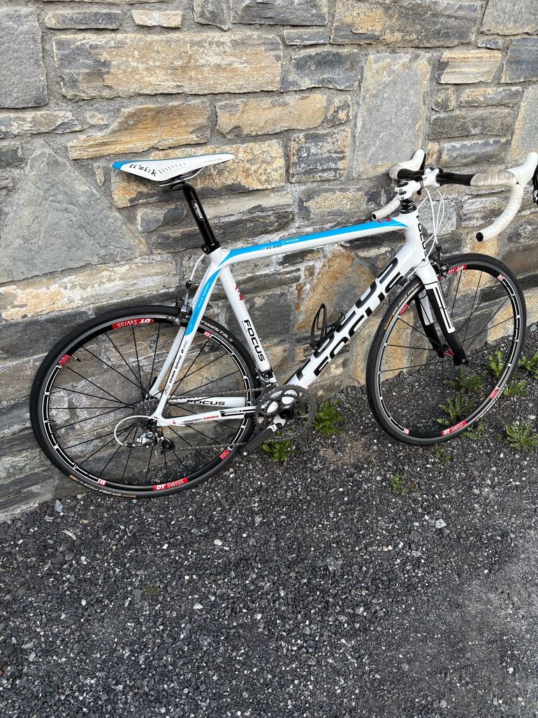Used Focus Izalco SRAM Force 2017 Road & Gravel, White — image 3 of 3