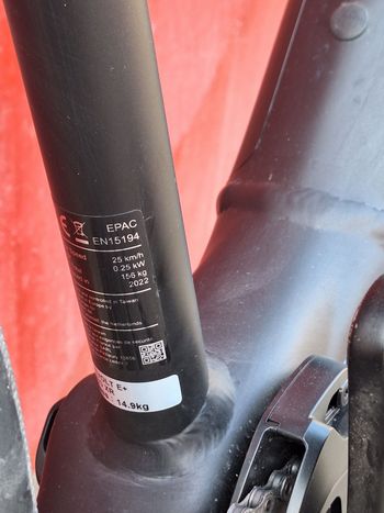 Used Giant Revolt E+ 2022 2022 Road & Gravel — image 5 of 5