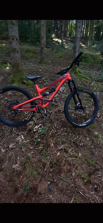 YT, YT Custom Shimano Deore XT