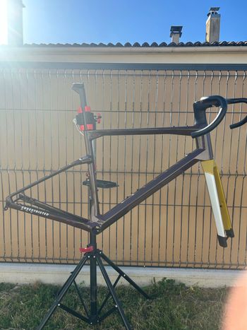 BMC, URS 01 THREE 2023 Frameset