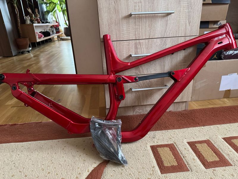 Used Canyon Torque 29 AL 5 2023 Frameset 2023 Mountainbike, Red, 29 — image 5 of 12
