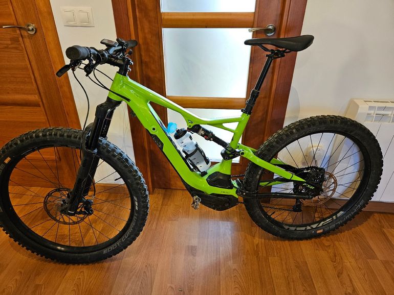 Used Specialized Turbo Levo FSR Comp 6Fattie 2017 2017 Mountainbike, Green, 27.5 — image 1 of 6