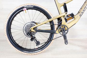 Używany Santa Cruz Nomad CC 2020 Mountainbike — zdjęcie 3 z 16