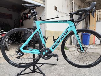 Used Bianchi Aria e-road Shimano Ultegra 2018 Road & Gravel, Verde — image 5 of 10