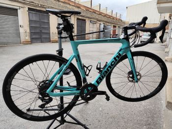 Used Bianchi Aria e-road Shimano Ultegra 2018 Road & Gravel, Verde — image 6 of 10
