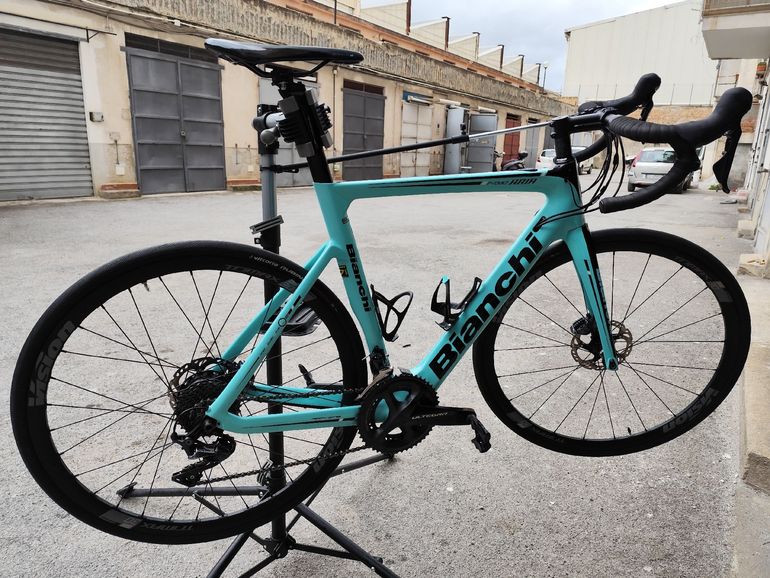 Used Bianchi Aria e-road Shimano Ultegra 2018 Road & Gravel, Verde — image 6 of 10