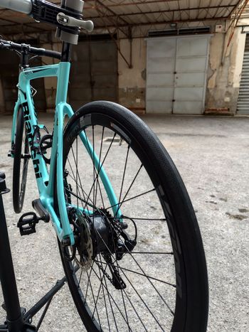 Used Bianchi Aria e-road Shimano Ultegra 2018 Road & Gravel, Verde — image 7 of 10