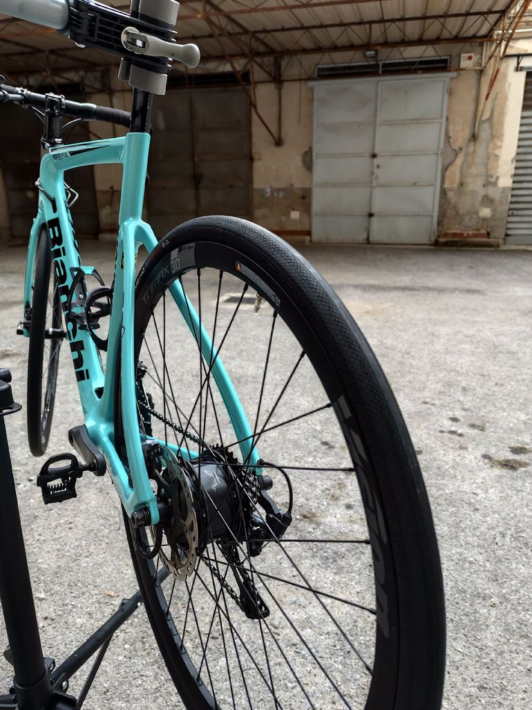 Used Bianchi Aria e-road Shimano Ultegra 2018 Road & Gravel, Verde — image 7 of 10