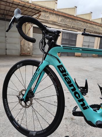 Used Bianchi Aria e-road Shimano Ultegra 2018 Road & Gravel, Verde — image 2 of 10