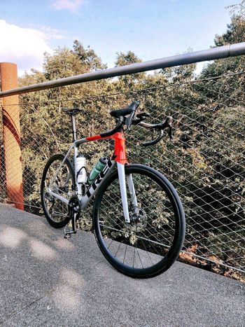 Used Trek Émonda SL 6 Pro Di2 2023 2023 Road & Gravel, Red — image 6 of 6