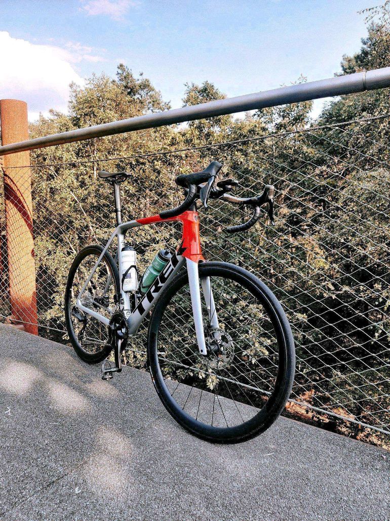 Used Trek Émonda SL 6 Pro Di2 2023 2023 Road & Gravel, Red — image 6 of 6
