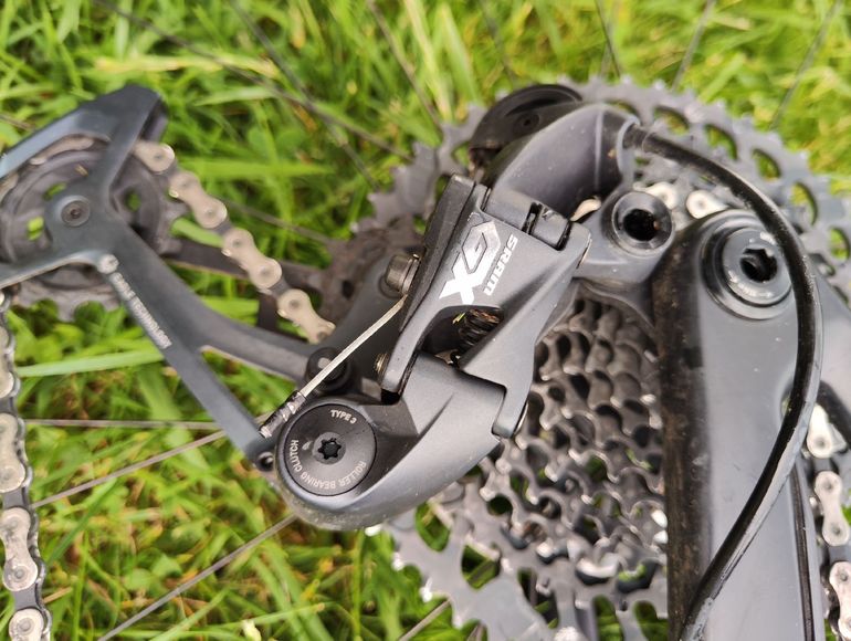 Used BMC Fourstroke SRAM GX Eagle 2023 Mountainbike, Green — image 15 of 16