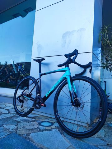 Bianchi Specialissima COMP RIVAL AXS E1 2026 2026 Road & Gravel d'occasion — image 5 sur 6