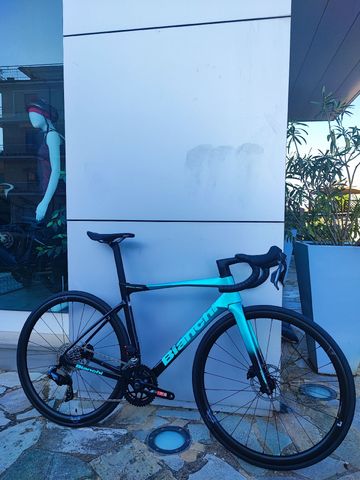 Bianchi Specialissima COMP RIVAL AXS E1 2026 2026 Road & Gravel d'occasion — image 1 sur 6