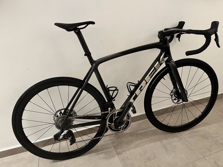 Used Trek Trek Emonda Poject One Red ETap AXS 2023 Road & Gravel, Black — image 4 of 8