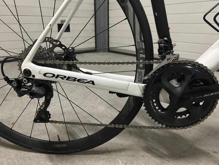 Used Orbea AVANT M30TEAM-D 2020 2020 Road & Gravel — image 5 of 9