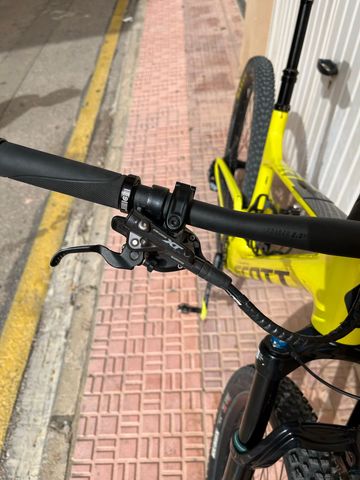 Used Scott Spark RC Comp 2022 2022 Mountainbike, Orange, 29 — image 5 of 6