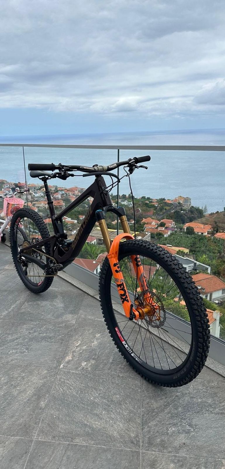 Brugt Santa Cruz NOMAD R / Carbon C / 27.5 2022 Frameset 2022 Mountainbike — billede 3 af 5