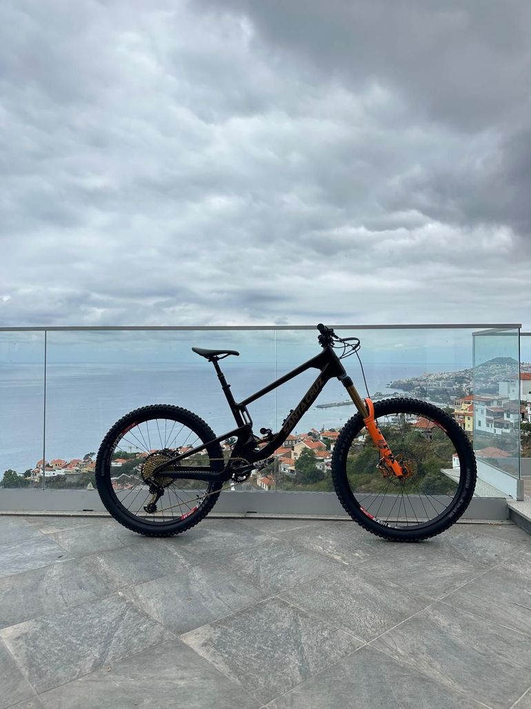 Brugt Santa Cruz NOMAD R / Carbon C / 27.5 2022 Frameset 2022 Mountainbike — billede 2 af 5