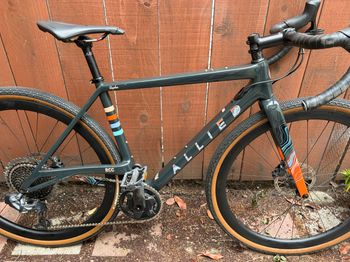 Allied, Able SRAM Force eTap AXS