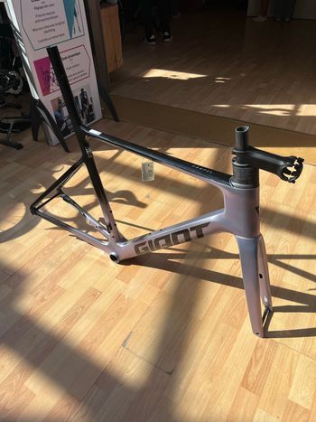 Giant, Propel Frameset