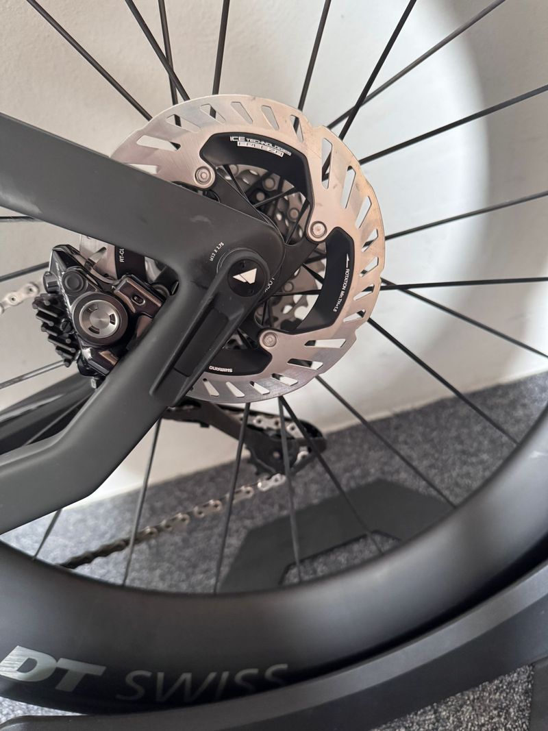 Käytetty Canyon Speedmax CFR Di2 2026 2026 Road & Gravel — kuva 3 / 3
