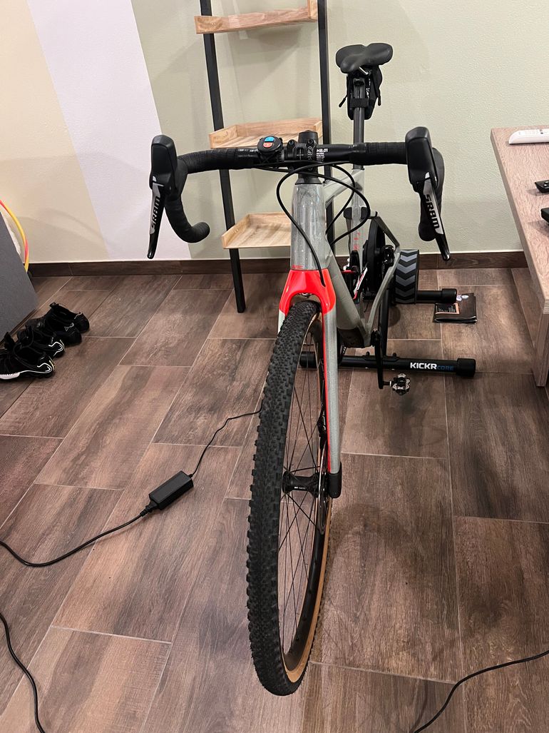 Used BMC URS ONE 2023 2023 Road & Gravel, Hellgrau — image 4 of 5