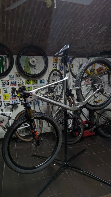 Tweedehands Lee Cougan Crossfire SRAM XX1 Eagle AXS 2021 Mountainbike — afbeelding 3 van 3