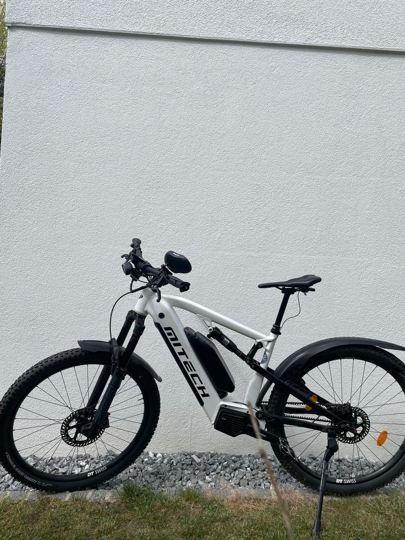 Gebrauchtes MiTech Szenario Pinion E1.12 Motor & Gearbox 2025 Mountainbike, Weiß — Bild 1 von 7