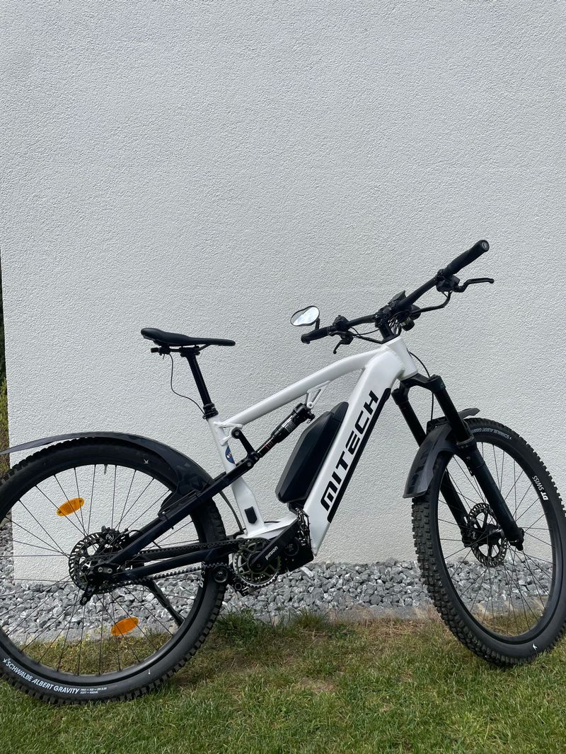 Gebrauchtes MiTech Szenario Pinion E1.12 Motor & Gearbox 2025 Mountainbike, Weiß — Bild 2 von 7