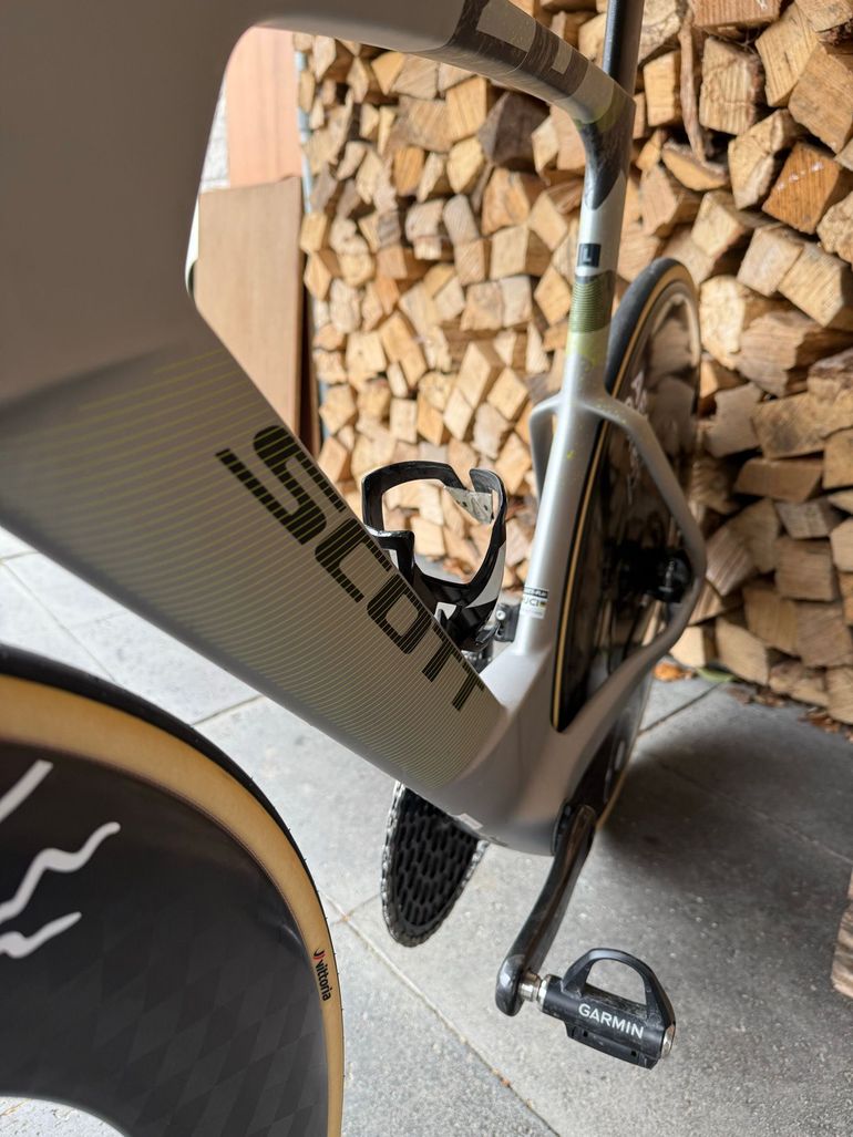 Used Scott Plasma SRAM Red eTap AXS 2025 Road & Gravel, Light Gray — image 6 of 7
