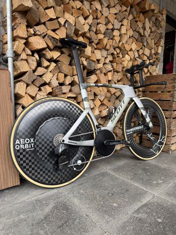 Used Scott Plasma SRAM Red eTap AXS 2025 Road & Gravel, Light Gray — image 3 of 7